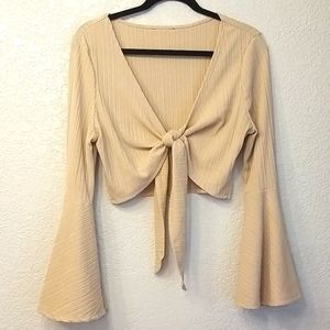 Cropped tie waist tan bell sleeve top stretch XL